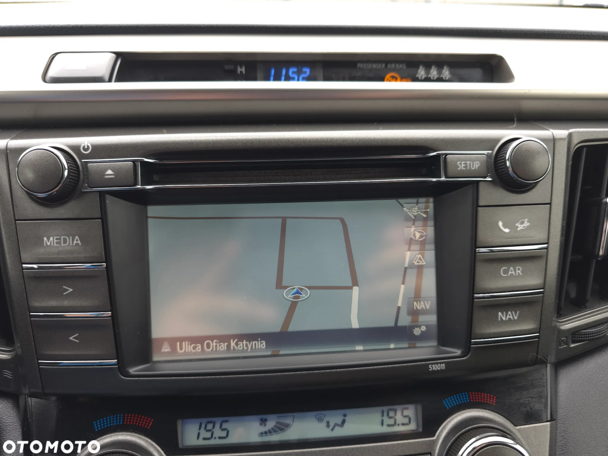 Toyota RAV4 2.0 D-4D Premium - 33