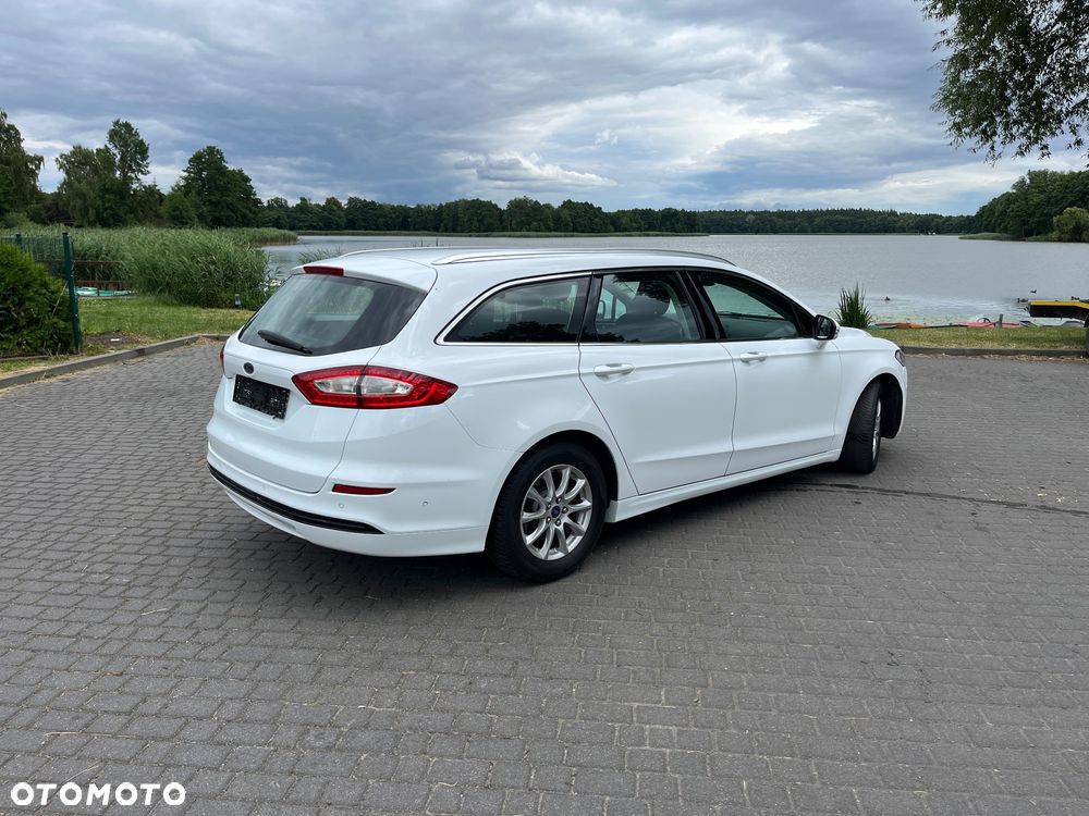 Ford Mondeo 2.0 TDCi Ambiente - 4