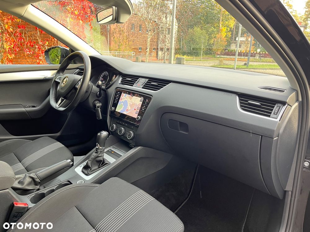 Skoda Octavia 2.0 TDI (Green tec) DSG Ambition - 19