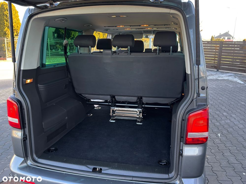 Volkswagen Caravelle - 15