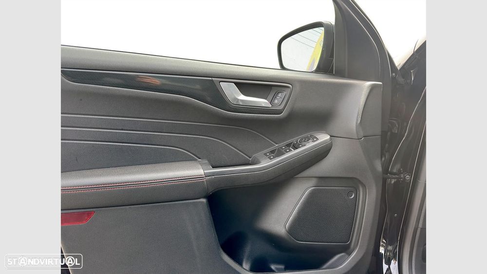 Ford Kuga 1.5 EcoBoost ST-Line - 11