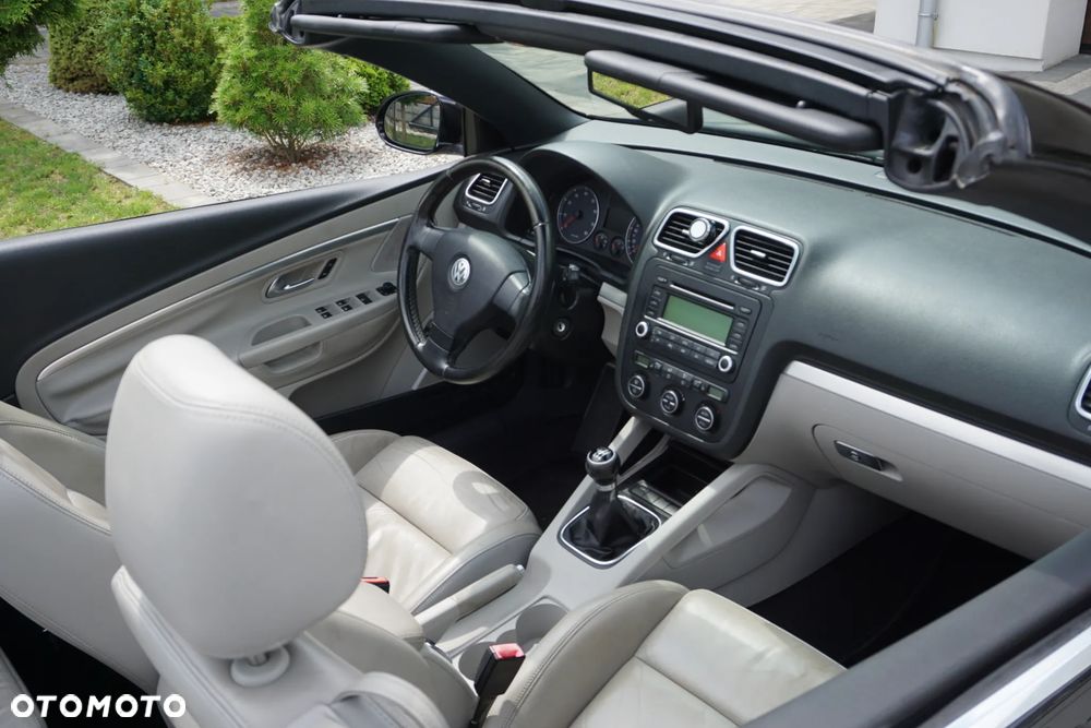 Volkswagen Eos 2.0 FSI Individual Chrom - 22