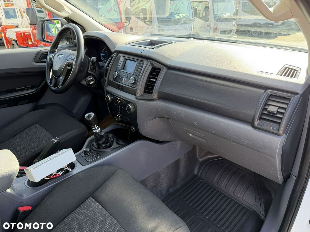 Ford Ranger - 31