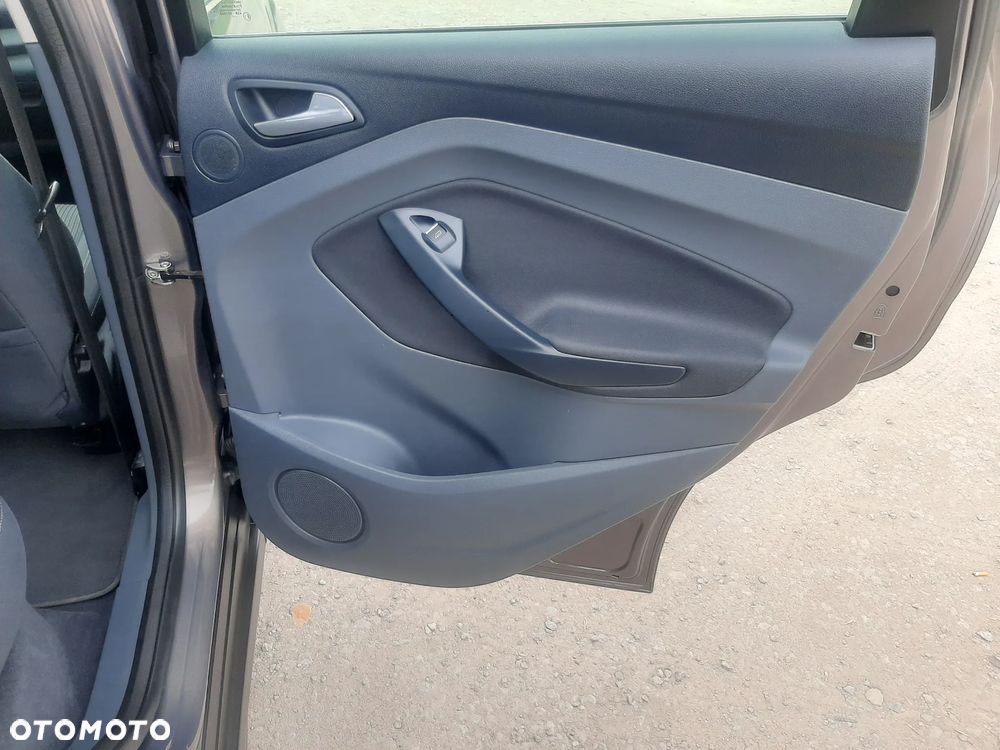 Ford C-MAX 2.0 TDCi Titanium - 26