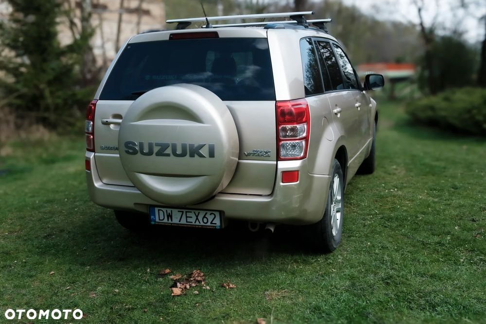 Suzuki Grand Vitara 2.0 De Luxe - 5