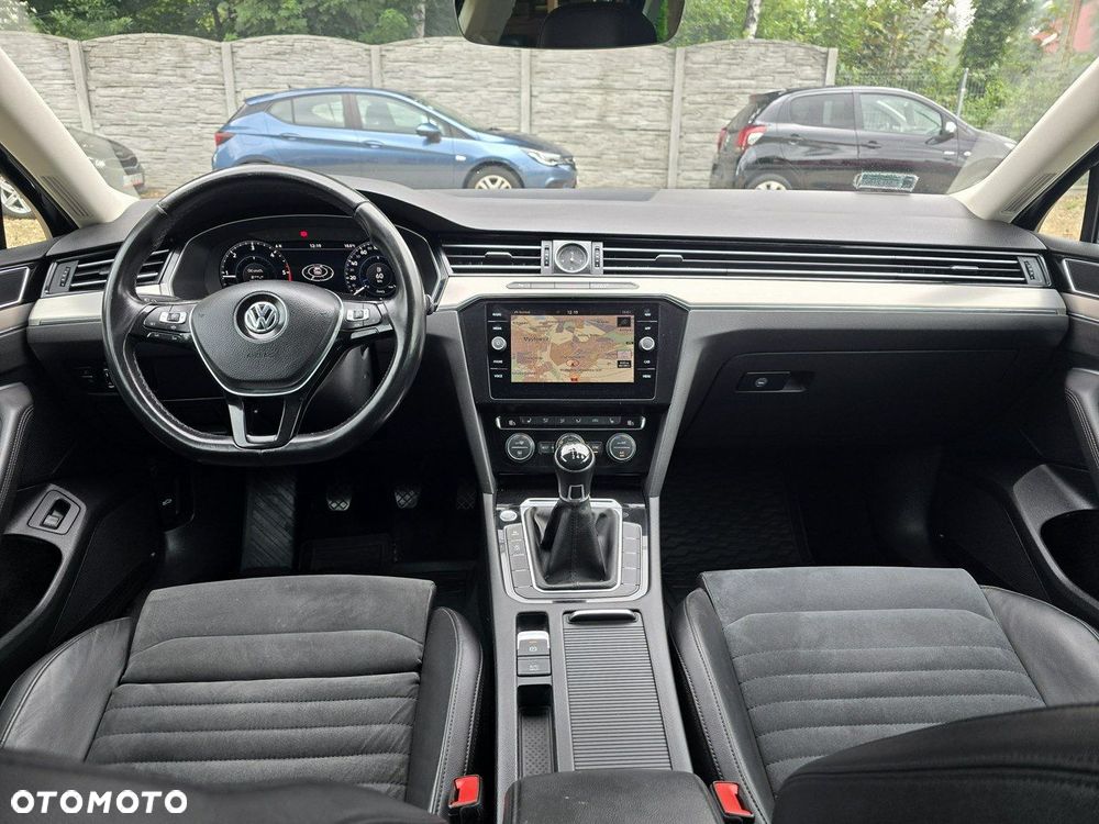 Volkswagen Passat 2.0 TDI BMT Highline - 10