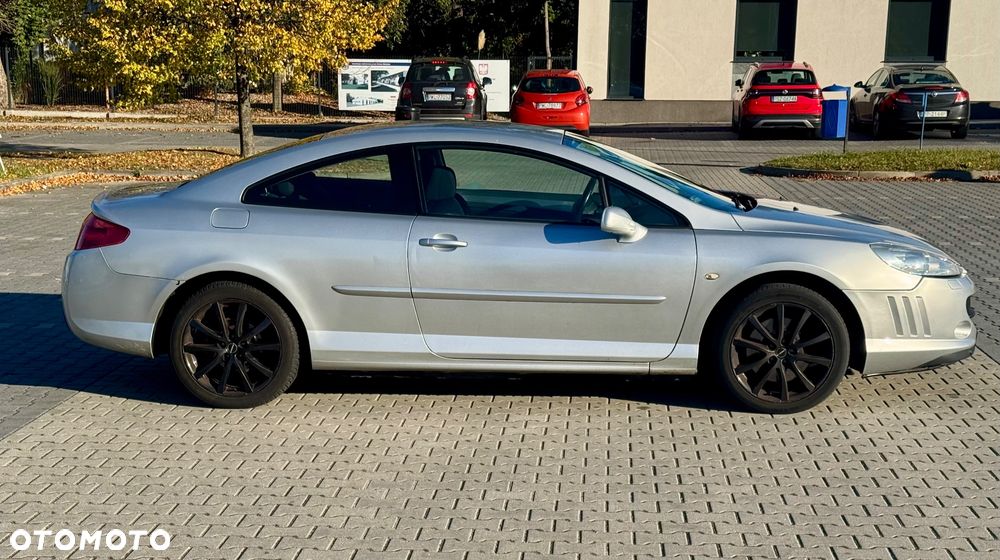 Peugeot 407 2008 photo 2