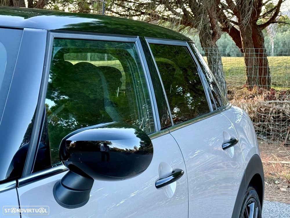 MINI 5 Portas Cooper S Premium JCW Auto - 21