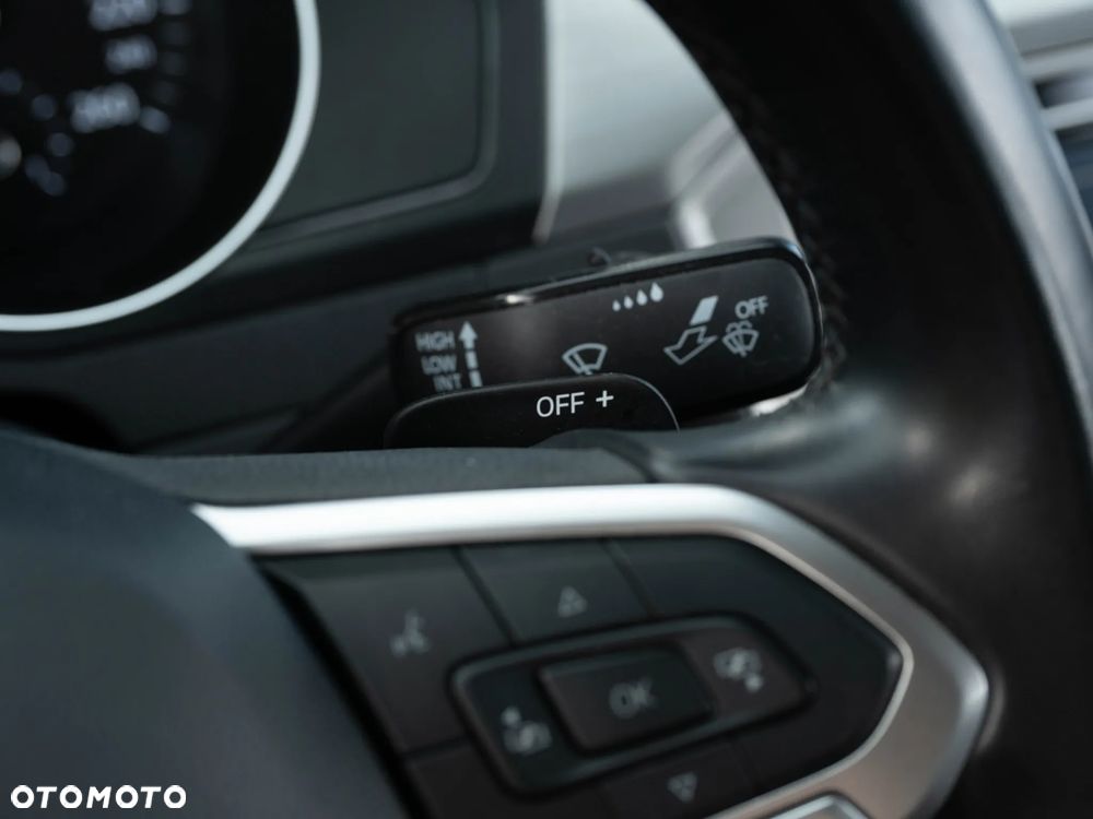 Volkswagen Passat 1.5 TSI EVO Business DSG - 25