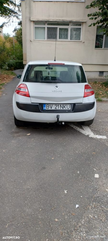 Renault Megane 1.6 Confort Authentique - 1