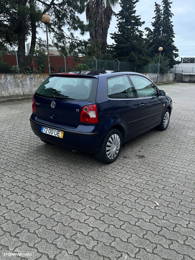VW Polo - 2