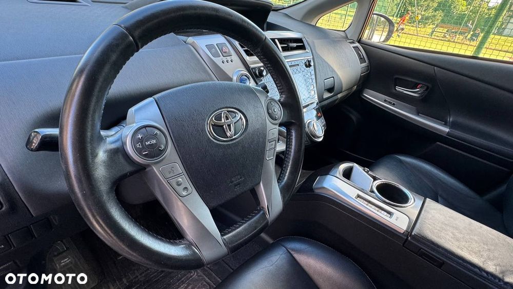 Toyota Prius+ (Hybrid) Executive - 18
