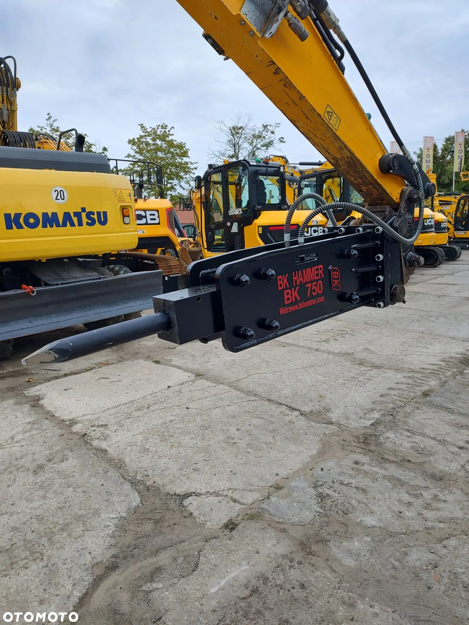 Młot hydrauliczny wyburzeniowy BK HAMMER 750 JCB 3CX 4CX - 6
