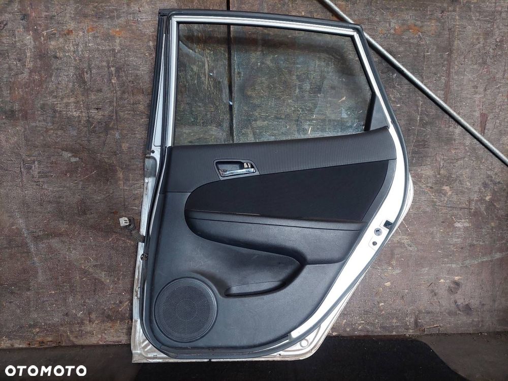 DRZWI KOMPLETNE PRAWY TYŁ HYUNDAI I30 I HB 5D 2R - 8