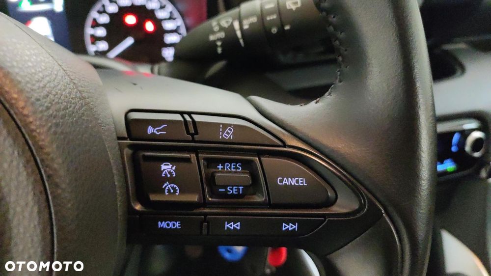 Toyota Yaris - 23