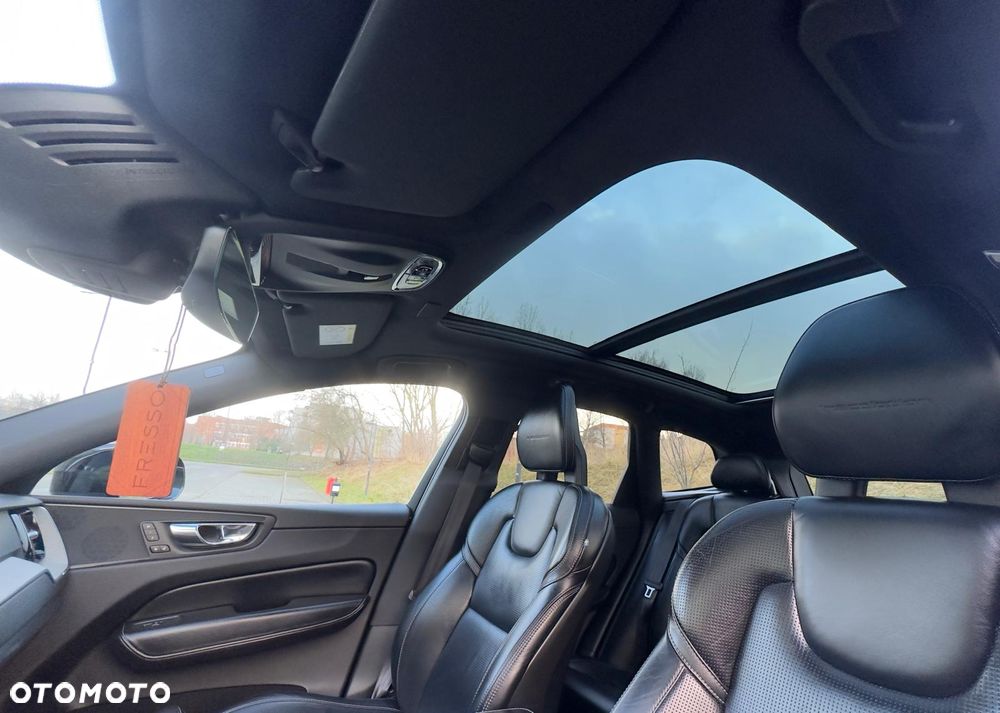 Volvo XC 60 D4 AWD Geartronic Inscription - 33