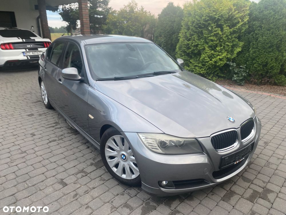 BMW Seria 3 318d Sport Line - 6