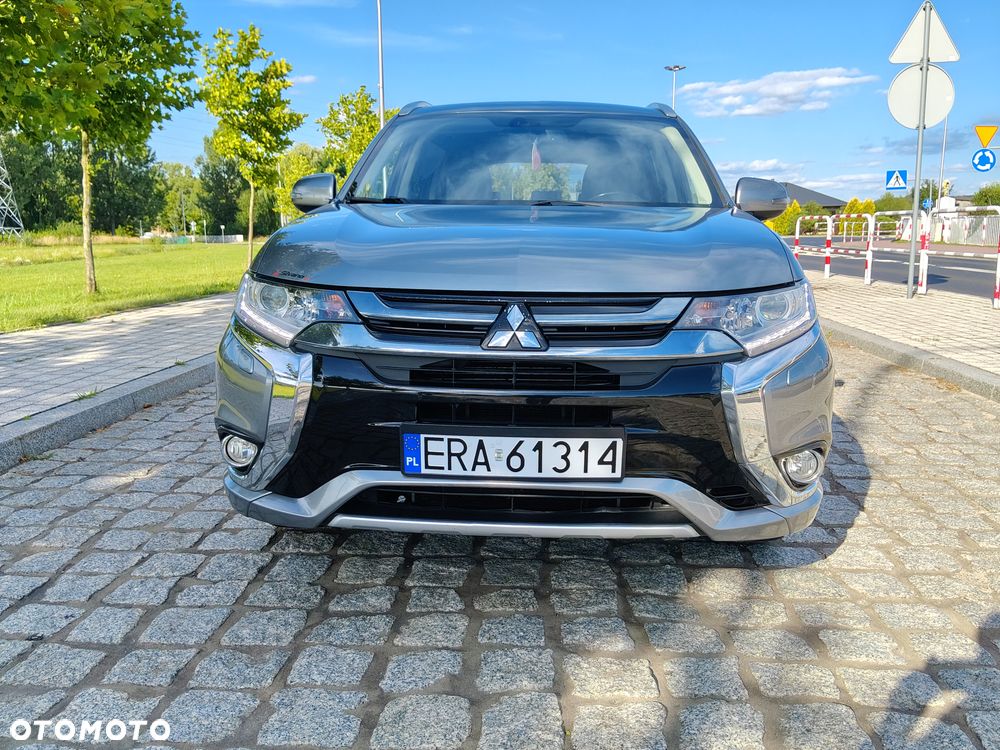 Mitsubishi Outlander 2.0 4WD - 9