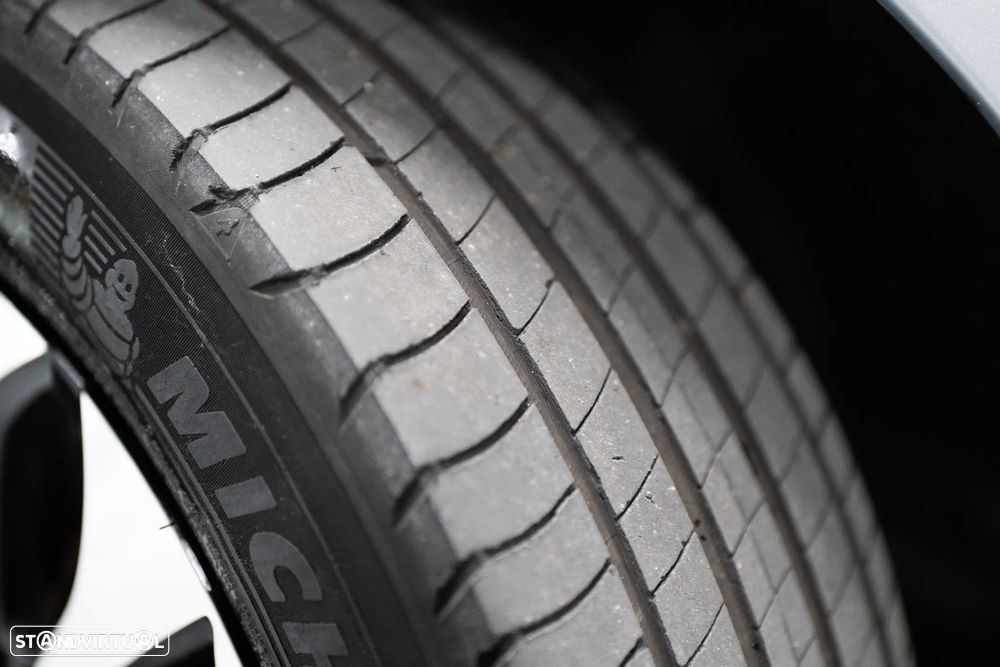 Renault Zoe (c/ Bateria) Limited 50 - 13