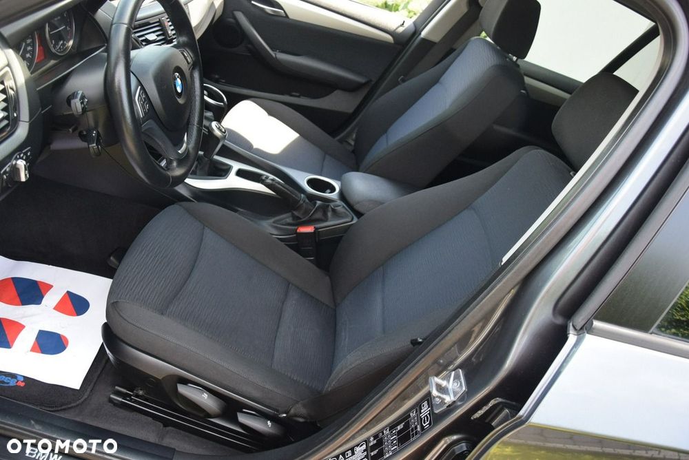BMW X1 xDrive18d - 29