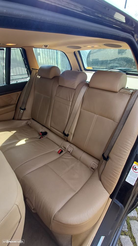 BMW 525 dA Touring - 8