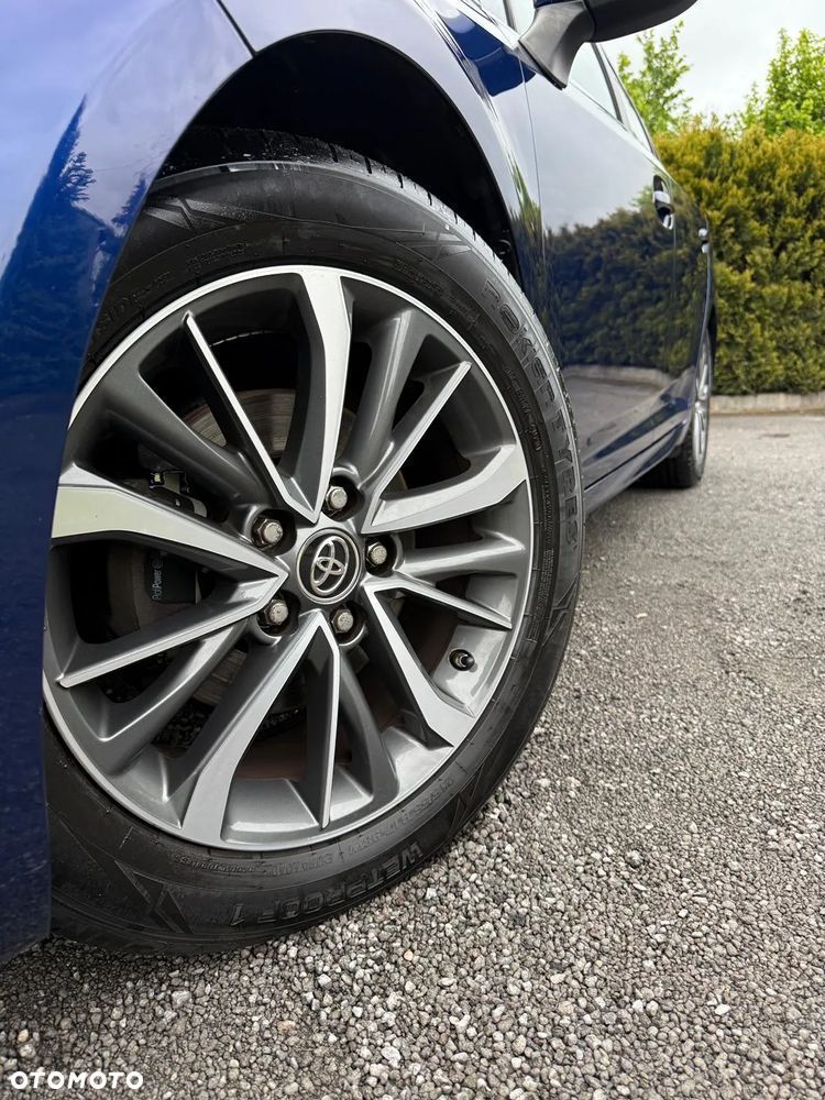 Toyota Avensis 1.8 Business Edition MS - 17