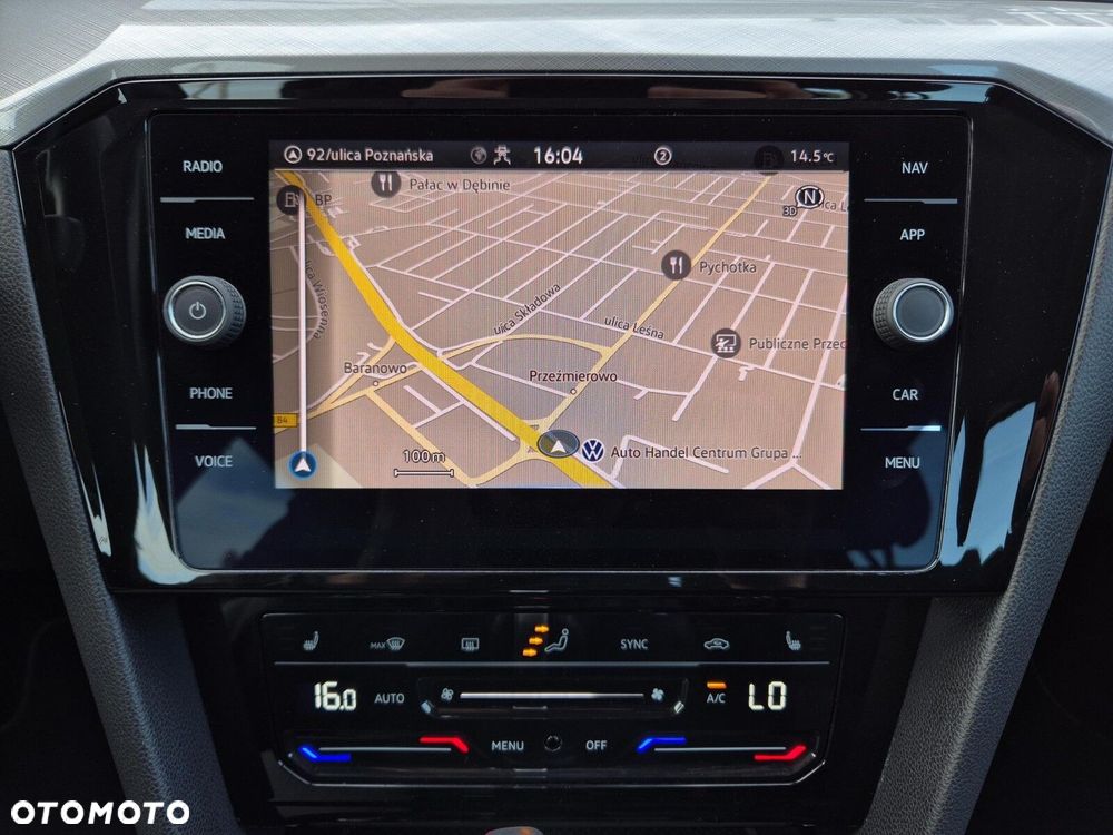 Volkswagen Passat 2.0 TDI EVO Business DSG - 24