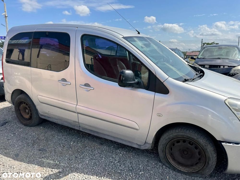 Peugeot Partner 2011 poj. 1.6 HDI - cały na części - 4