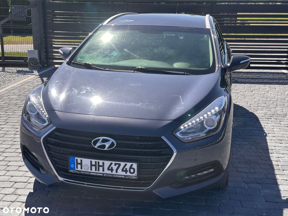 Hyundai i40 Kombi blue 1.7 CRDi Classic - 4