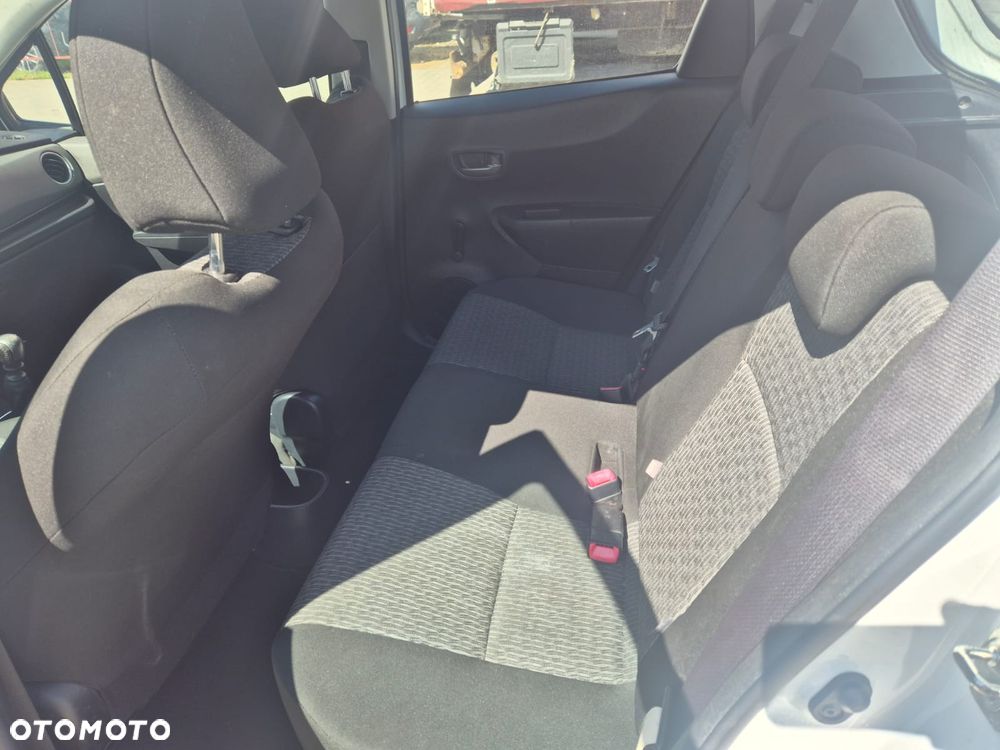 Toyota Yaris 1.4 D-4D Comfort - 11