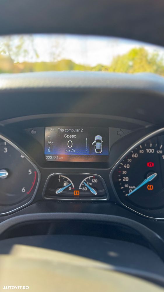 Ford Focus 1.6 TDCI DPF Trend - 11