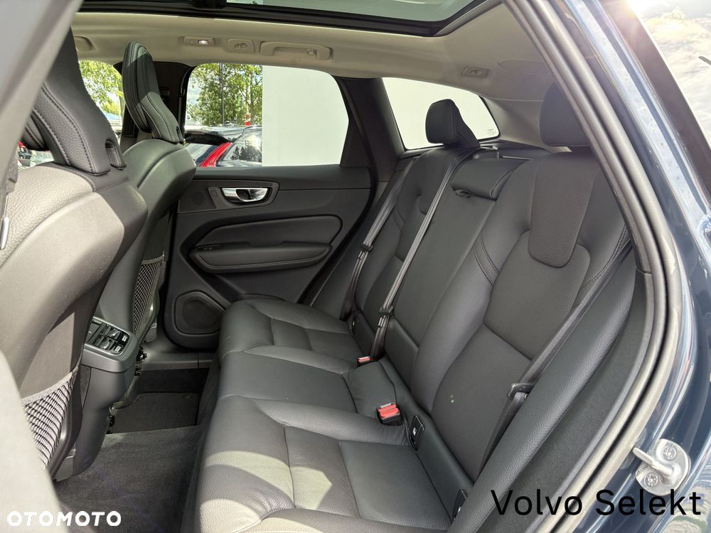 Volvo XC 60 - 22
