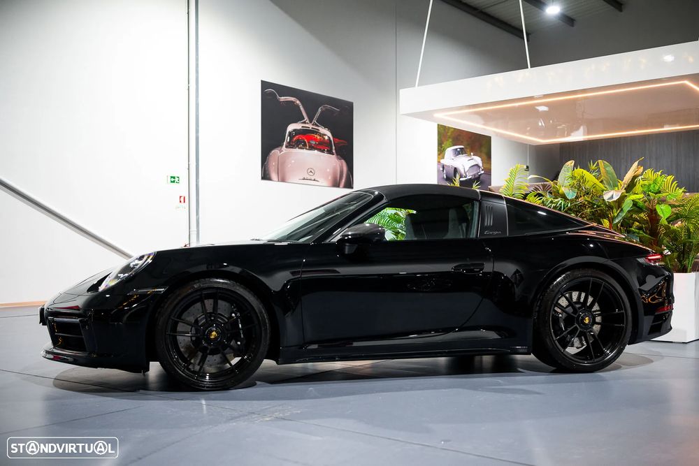 Porsche 911 (992) Targa 4 GTS PDK - 8