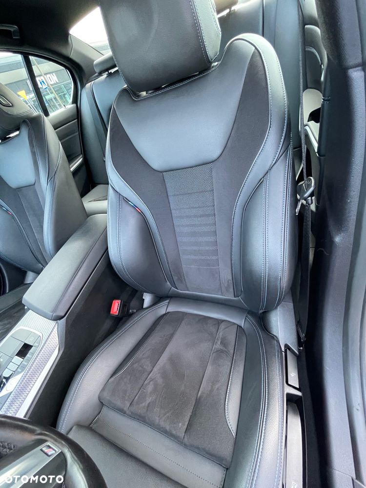 BMW Seria 3 318d mHEV M Sport - 23