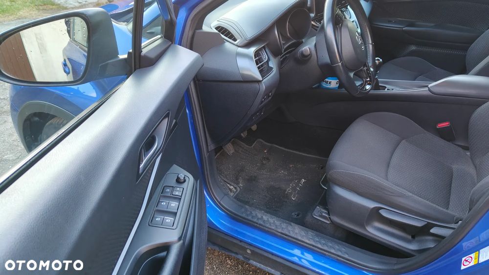 Toyota C-HR 1.2 T Active - 10