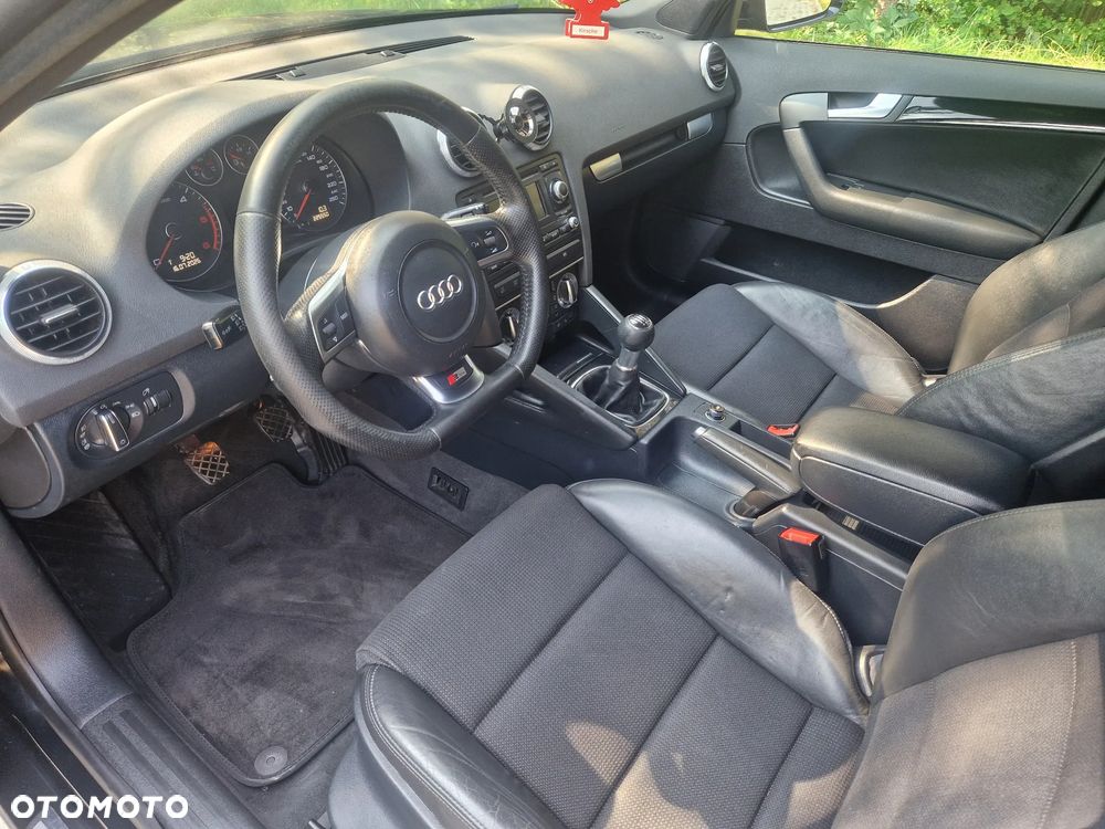Audi A3 Sportback 2.0 TDI DPF S line Sportpaket - 19