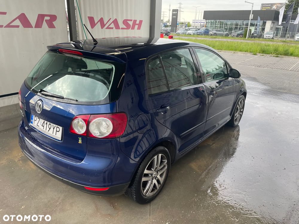 Volkswagen Golf Plus - 31