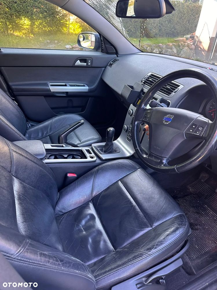 Volvo S40 2.0 - 7