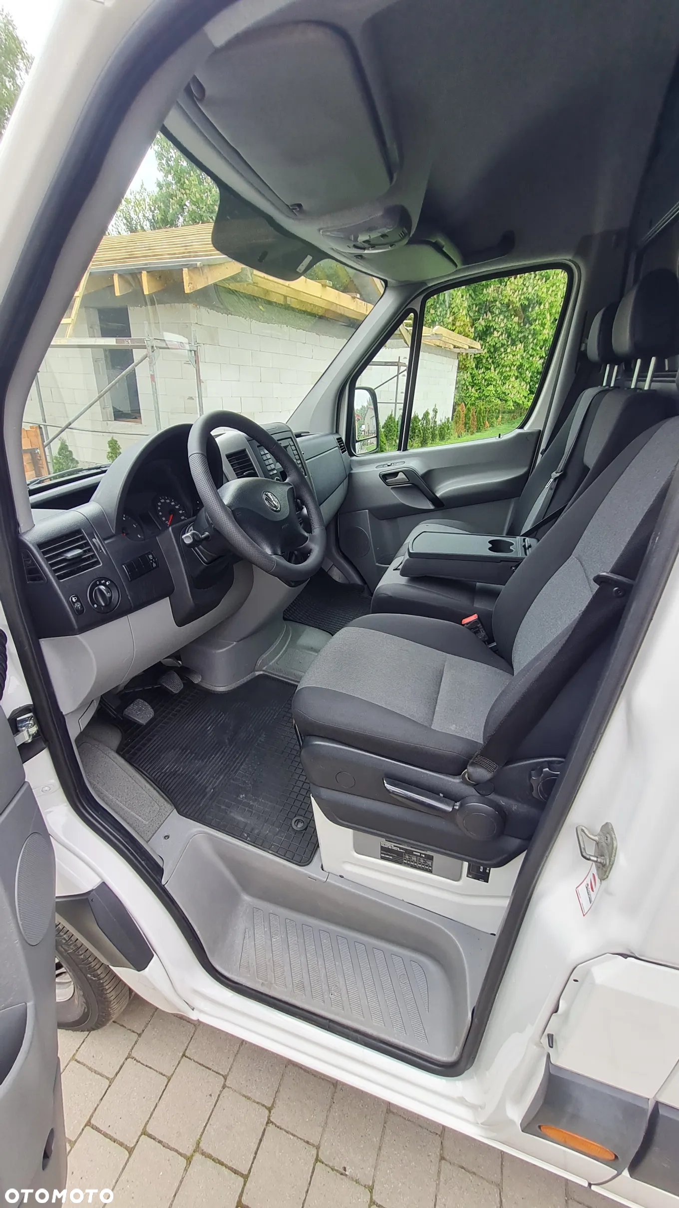 Volkswagen Crafter - 13