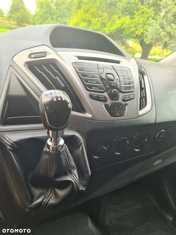 Ford TRANSIT CUSTOM - 15