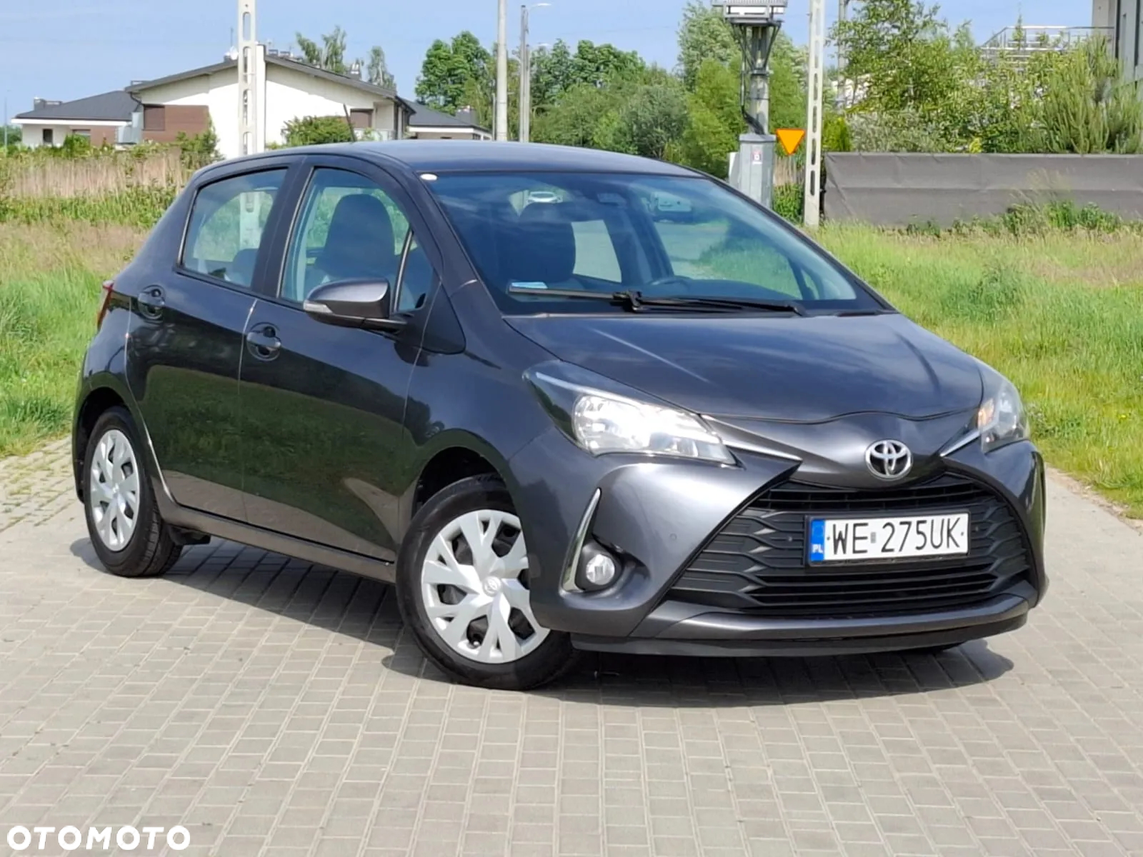 Toyota Yaris 1.0 Premium - 10