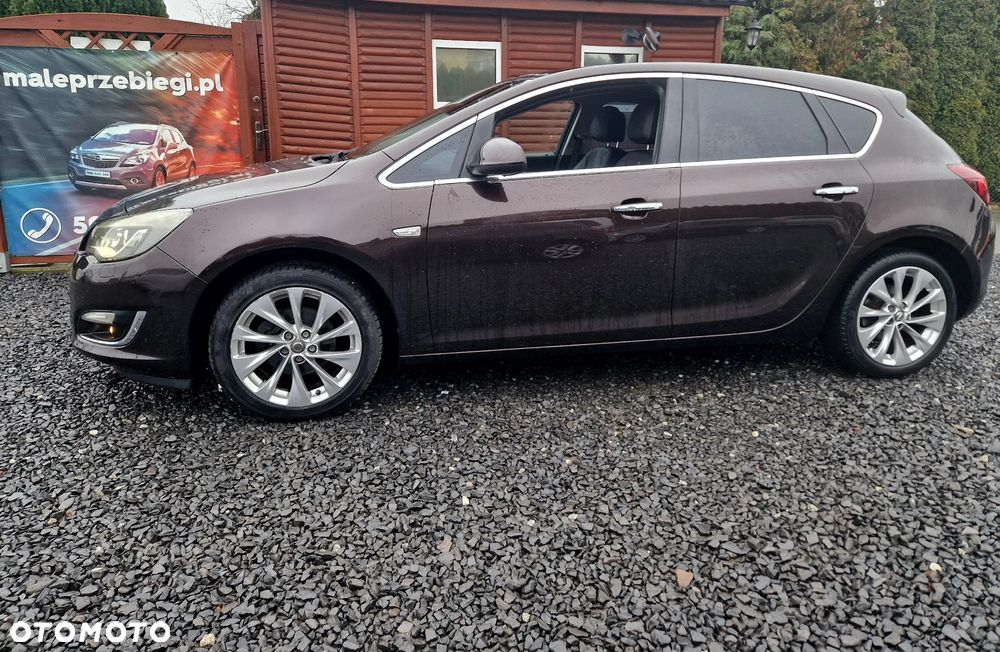 Opel Astra 1.4 Turbo - 2