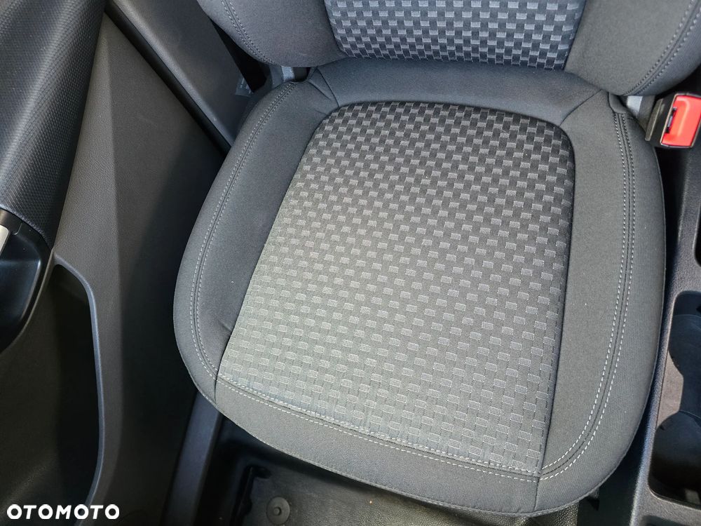 Ford Transit Connect - 17
