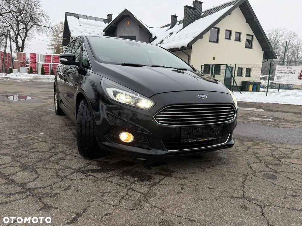 Ford S-Max 2.0 TDCi Titanium PowerShift - 6
