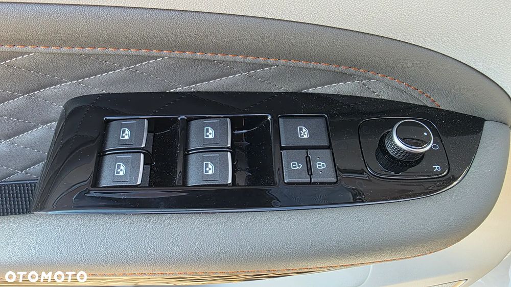 Forthing U Tour 1.5 DVVT GDI DCT - 24