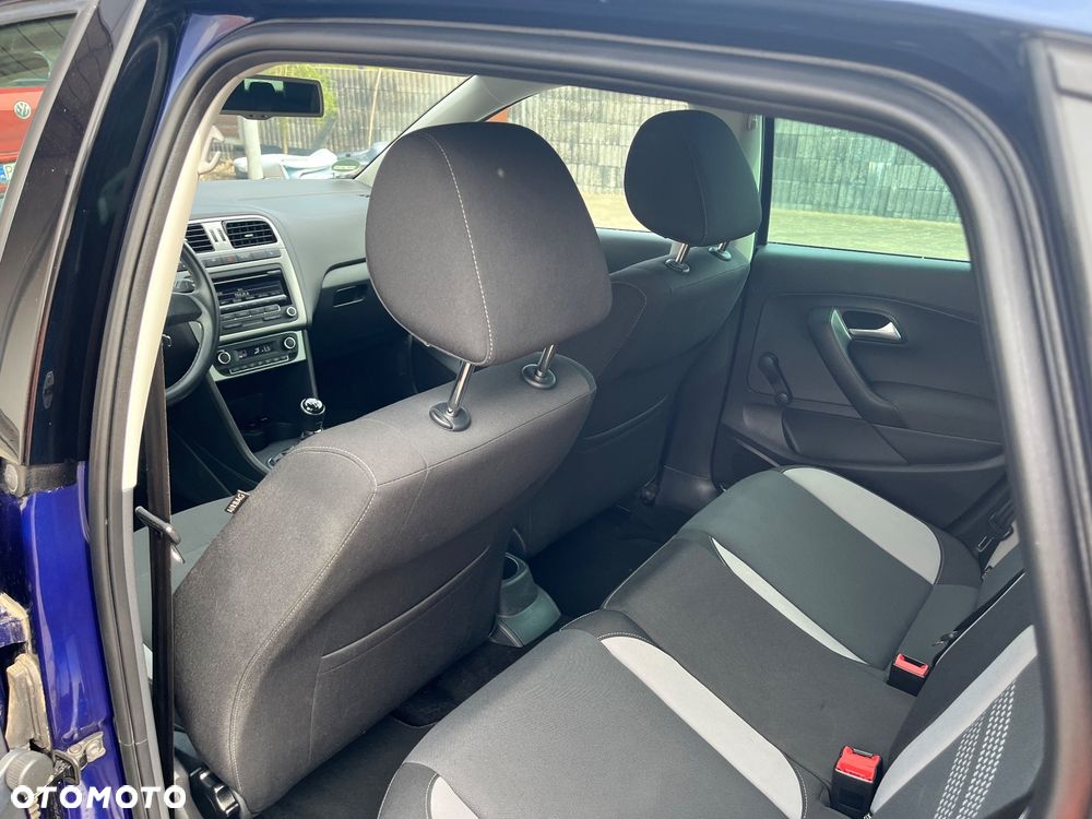 Volkswagen Polo 1.4 16V Comfortline - 10