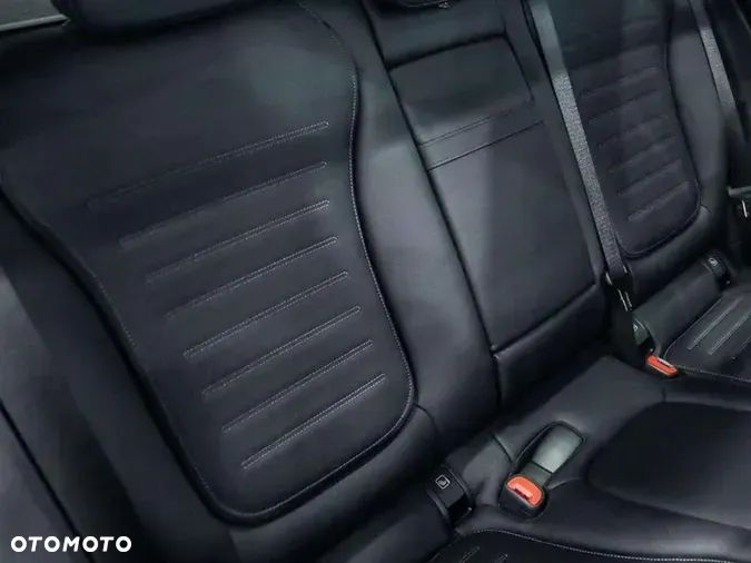 Mercedes-Benz GLC - 6