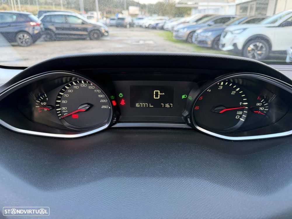 Peugeot 308 1.6 BlueHDi Allure - 32