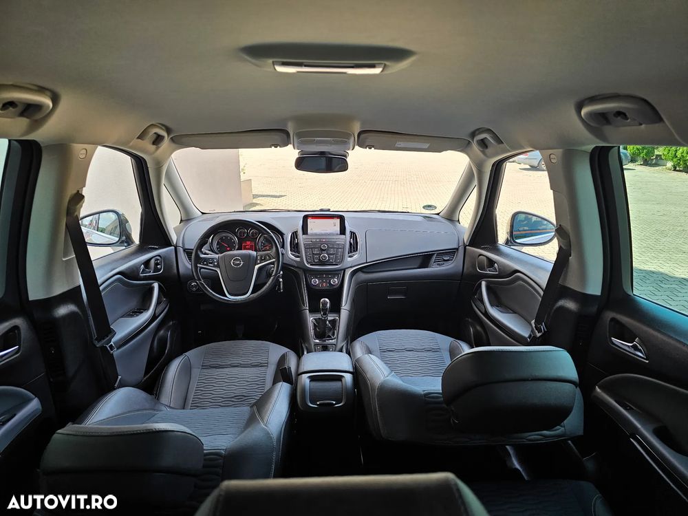 Opel Zafira Tourer 2.0 CDTI ECOFLEX Start/Stop Innovation - 11
