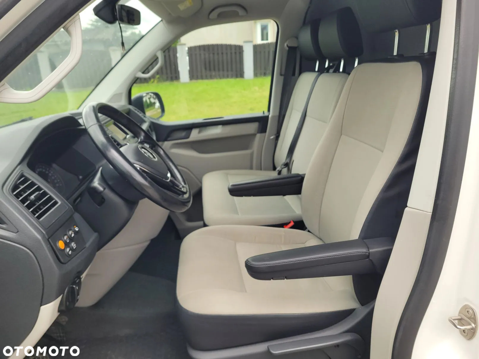 Volkswagen Transporter T6 Długi 150KM 4x4 - 17